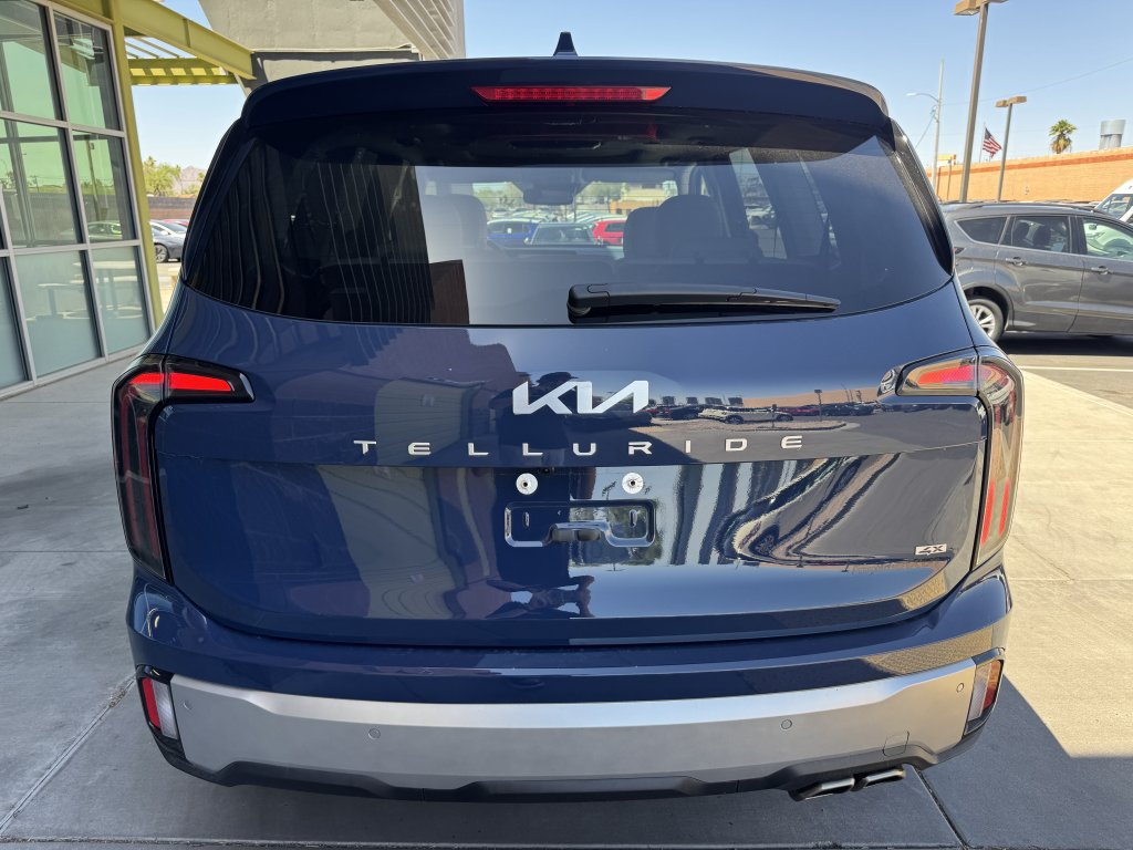 Used 2024 Kia Telluride SX AWD/4WD image 13