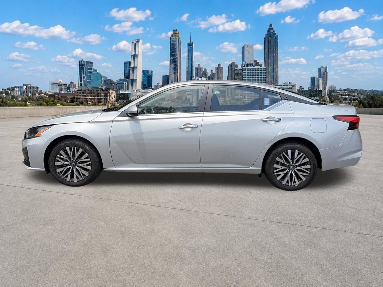 Used 2024 Nissan Altima 2.5 SV w/ SV Premium Package AWD/4WD image 24