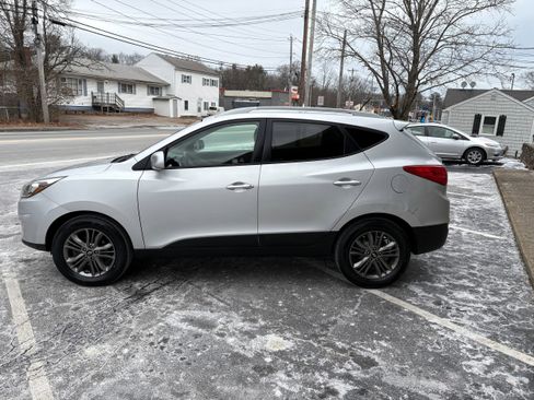 Used 2014 Hyundai Tucson SE image 7