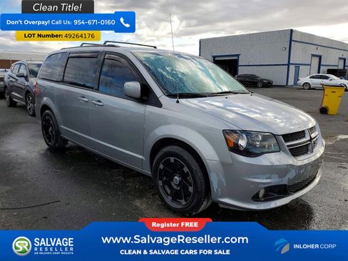 Used 2018 Dodge Grand Caravan GT FWD image 5