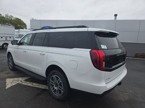 New 2025 Ford Expedition Max Active image 8