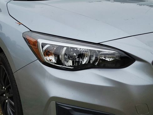 Used 2018 Subaru Impreza 2.0i image 4