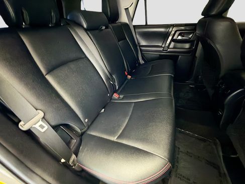 Used 2019 Toyota 4Runner TRD Off-Road Premium AWD/4WD image 14