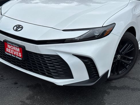 Certified 2026 Toyota Camry SE image 3