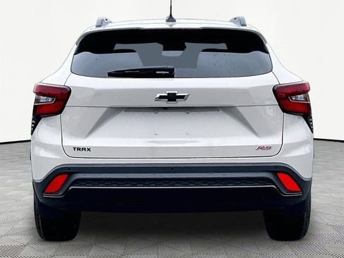 New 2026 Chevrolet Trax RS w/ Driver Confidence Package FWD image 5