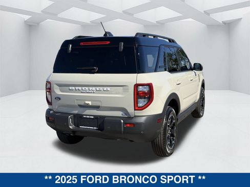 New 2025 Ford Bronco Sport Outer Banks AWD/4WD image 5