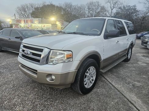 Used 2012 Ford Expedition EL XLT image 3