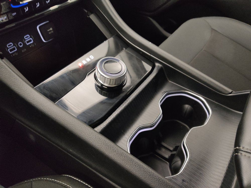 Used 2023 Jeep Grand Cherokee L Laredo RWD image 26