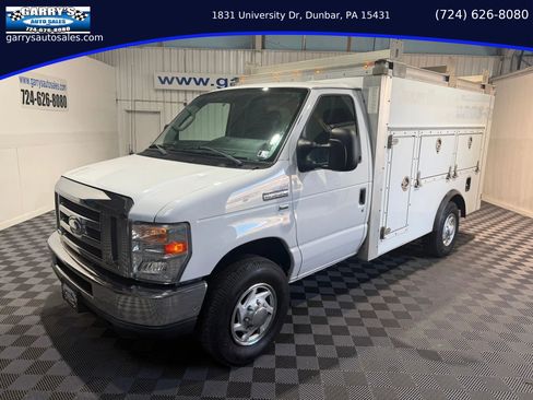 Used 2015 Ford E-350 and Econoline 350 Super Duty image 1