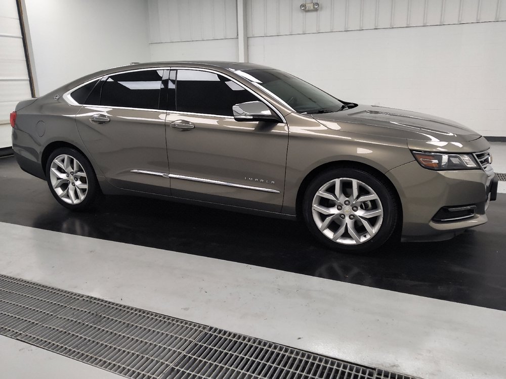Used 2017 Chevrolet Impala Premier w/ Enhanced Convenience Package FWD image 11