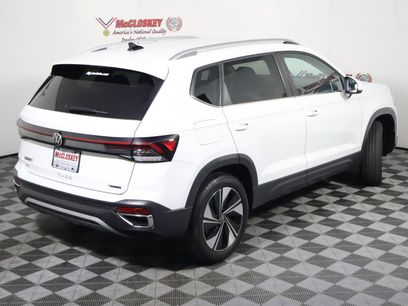 Used 2025 Volkswagen Taos SE