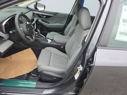 Used 2025 Subaru Legacy Limited image 9