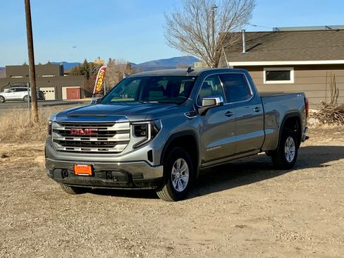 New 2026 GMC Sierra 1500 SLE image 1