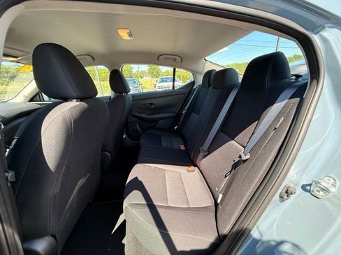 Certified 2024 Nissan Sentra SV FWD image 15