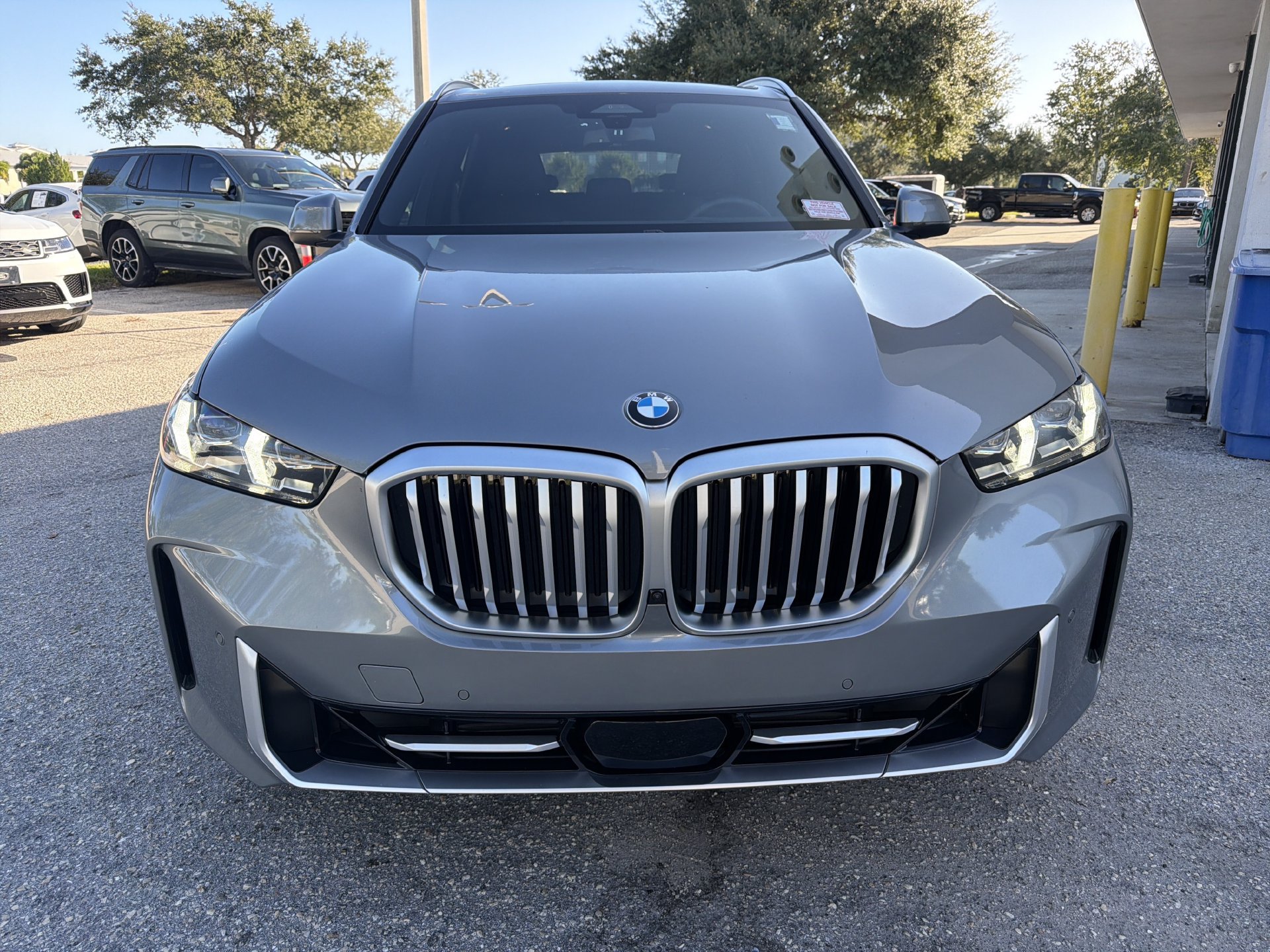 Used 2025 BMW X5 sDrive40i w/ Climate Comfort Package RWD image 2