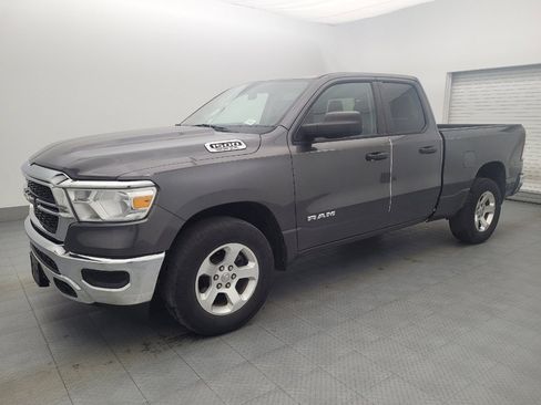 Used 2019 RAM 1500 Tradesman image 2