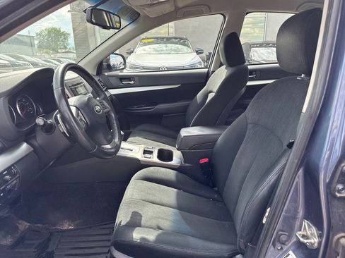 Used 2013 Subaru Legacy 2.5i Premium AWD/4WD image 9