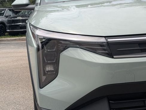 New 2026 Kia K4 FWD image 10