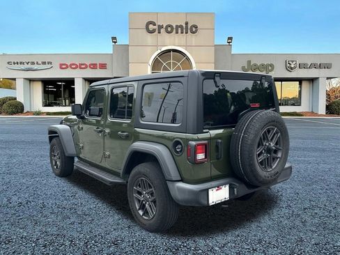 Used 2024 Jeep Wrangler Unlimited Sport AWD/4WD image 5