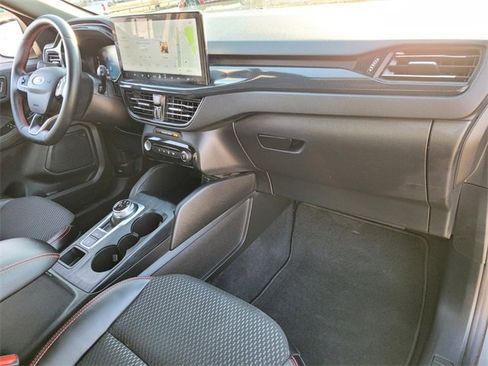 Used 2024 Ford Escape ST-Line w/ Tech Pack #1 image 16