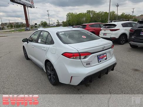 New 2026 Toyota Corolla SE w/ SE Premium Package AWD/4WD image 28