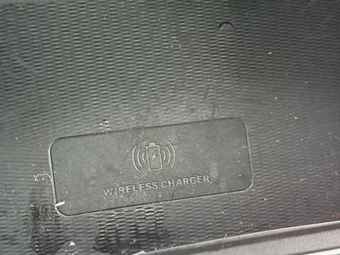 Used 2022 Jeep Grand Cherokee Overland w/ Luxury Tech Group IV image 23