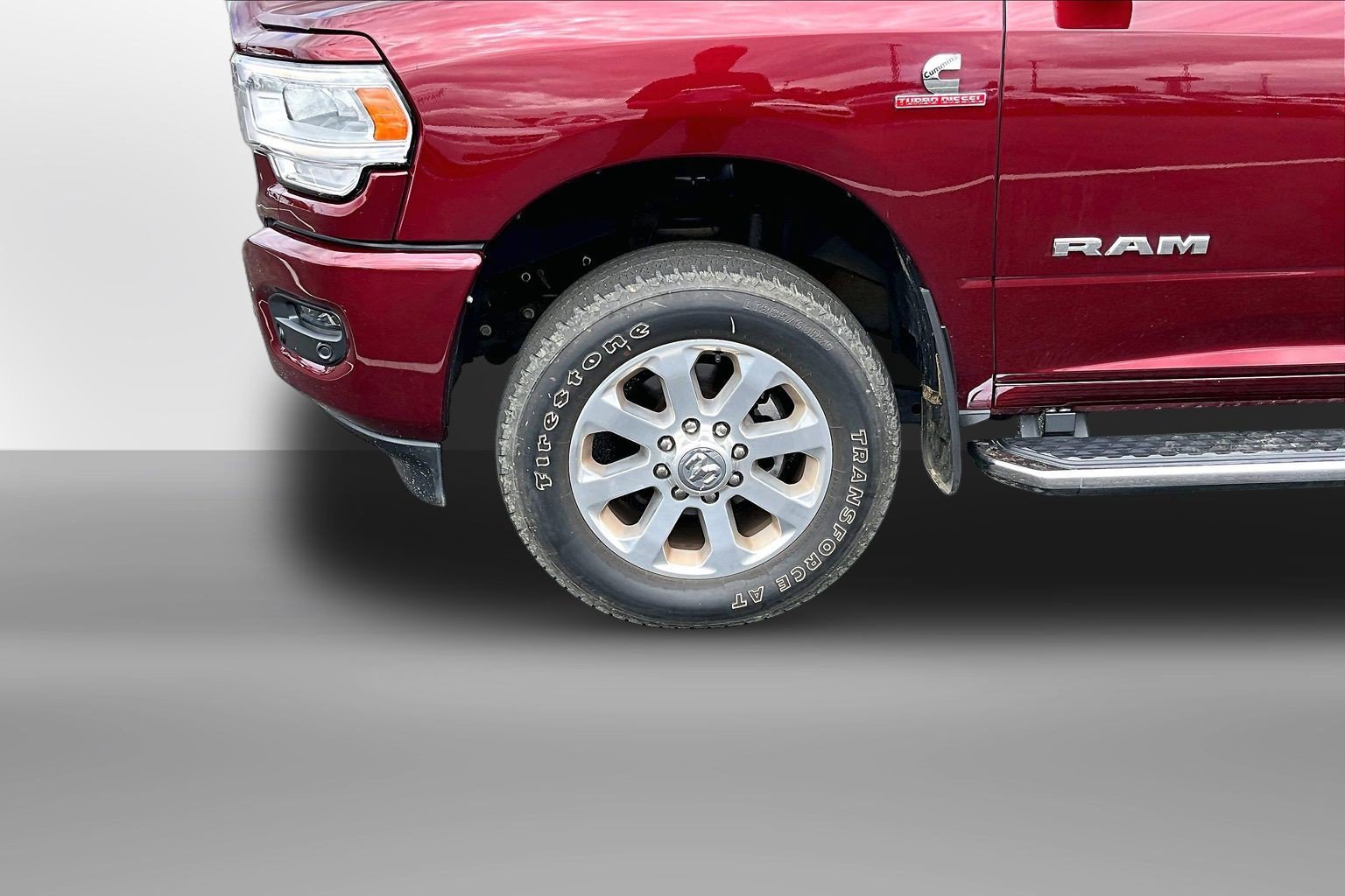 Used 2024 RAM 2500 Laramie w/ Sport Appearance Package AWD/4WD image 3