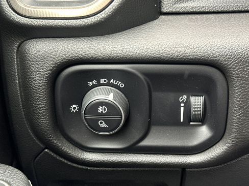 Used 2023 RAM 1500 Rebel w/ Night Edition image 33