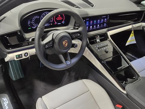 New 2026 Porsche Panamera 4 AWD/4WD image 4