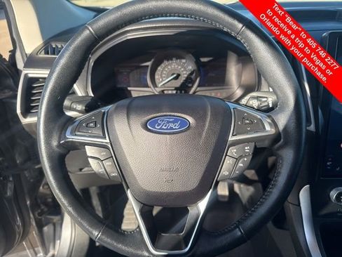 Used 2024 Ford Edge SEL image 16