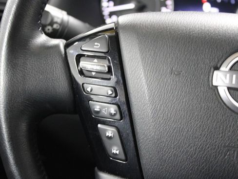 Used 2024 Nissan Armada SL image 40