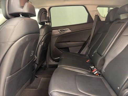 Used 2023 Kia Sportage EX FWD image 10