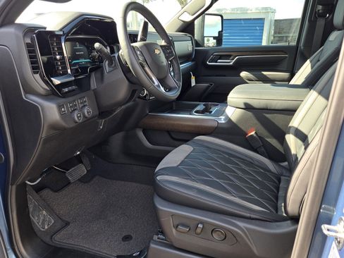 New 2026 Chevrolet Silverado 3500 High Country w/ High Country Premium Package image 8