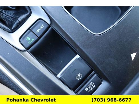 Used 2018 Honda Accord Sport image 18