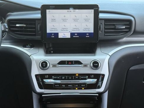 Used 2021 Ford Explorer XLT RWD image 16