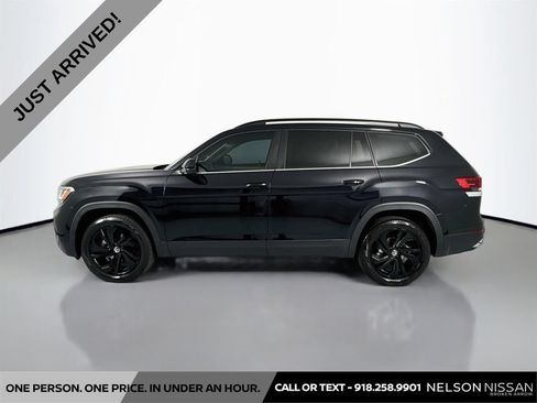 Used 2023 Volkswagen Atlas SE w/ Panoramic Sunroof Package AWD/4WD image 8