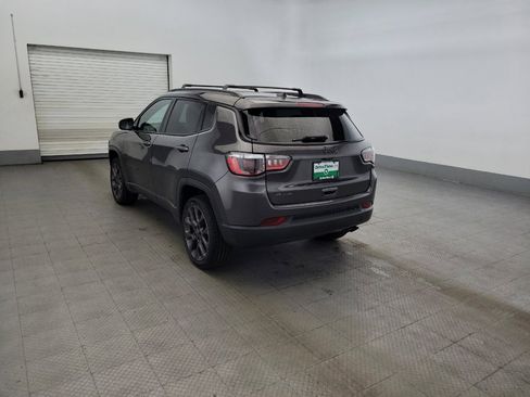 Used 2021 Jeep Compass Latitude AWD/4WD image 5