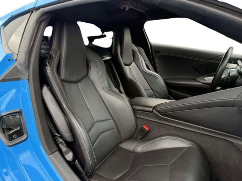 Used 2025 Chevrolet Corvette Stingray Coupe w/ 1LT image 16