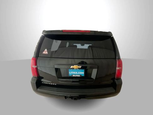 Used 2020 Chevrolet Suburban LT image 7