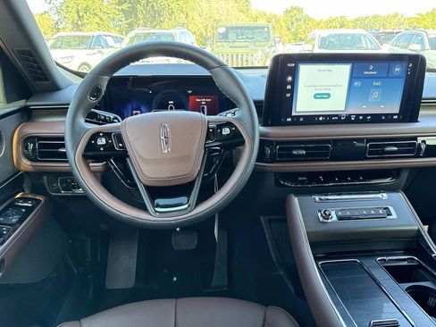 New 2026 Lincoln Aviator Reserve image 17