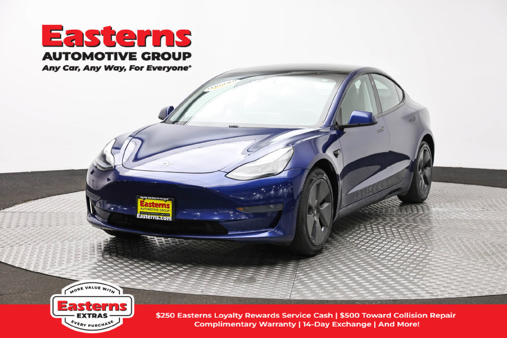 Used 2021 Tesla Model 3 Standard Range Plus RWD image 1