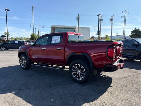 Used 2023 GMC Canyon Denali AWD/4WD image 3
