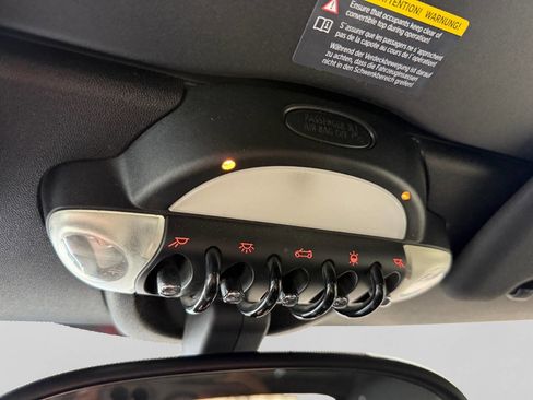 Used 2014 MINI Cooper S FWD image 25