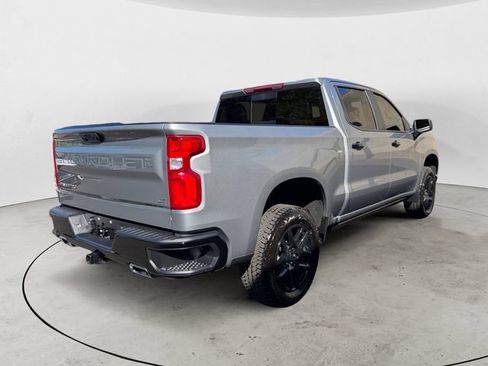 Used 2025 Chevrolet Silverado 1500 LT Trail Boss w/ Convenience Package II AWD/4WD image 5