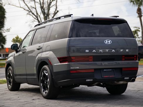 Used 2025 Hyundai Santa Fe SEL FWD image 9