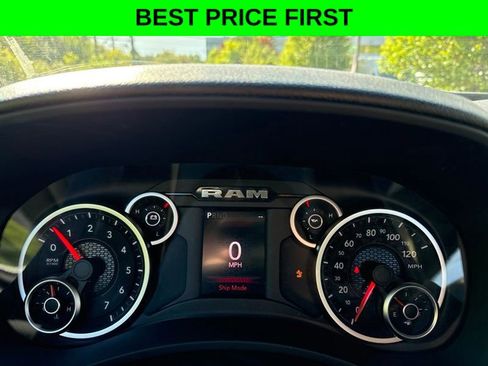 New 2026 RAM 2500 Tradesman w/ Chrome Appearance Group AWD/4WD image 23