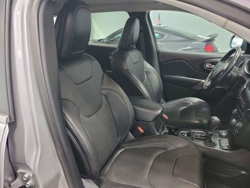 Used 2021 Jeep Cherokee Latitude Lux image 21