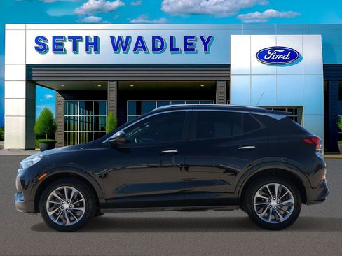 Used 2022 Buick Encore GX Select w/ Sport Touring Package image 3