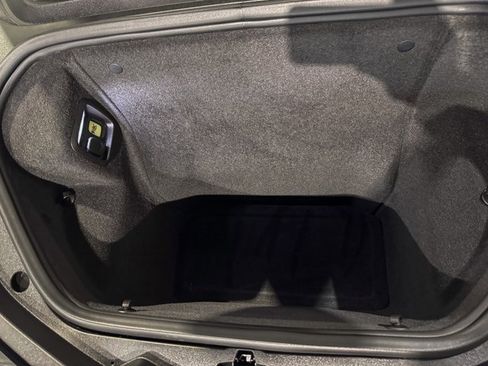 Used 2024 Chevrolet Corvette Z06 w/ Z07 Performance Package image 9