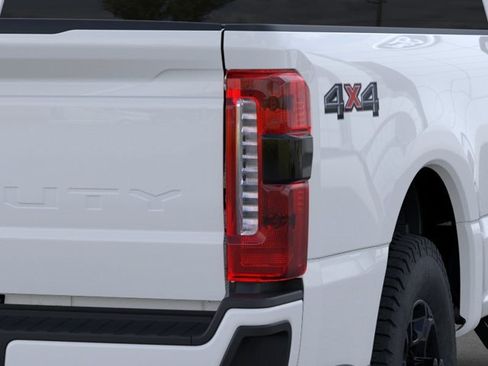 New 2026 Ford F250 XL w/ STX Appearance Package AWD/4WD image 21